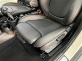 修復歴(事故歴)のある車は販売致しません!※当社基準による調査の結果、修復歴車と判断された車両は一部店舗を除き、販売を行なっておりません。万一、納車時に修復歴があった場合にはご契約の解除等に応じます