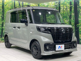大好評のボディコーティング「弾スプラッシュコート」もご納車までに施工可能。通常のガラスコートと異なる、耐久年数6年の無機質ガラスコーティングが、ボディをキレイな状態に保ってくれます。
