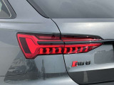 厳選仕入れで自信を持ってお勧めできる中古車だからこそ、ご契約前には必ず、お客様ご自身の目での現車確認をお願いしております。