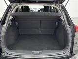 【トランク】積み込みやすくて、たっぷり積める荷室です。シートアレンジできるものは、乗車人数と荷物の量や大きさによってシートを動かすことができるので、より快適なドライブが可能です!