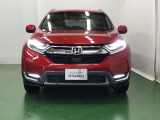 LEDヘッドライトを装備しています。LEDヘッドライトはとても明るく、雨の日や夜間走行も安全・安心です。オートライトコントロール付きで周囲の明るさに応じて自動で点灯・消灯します