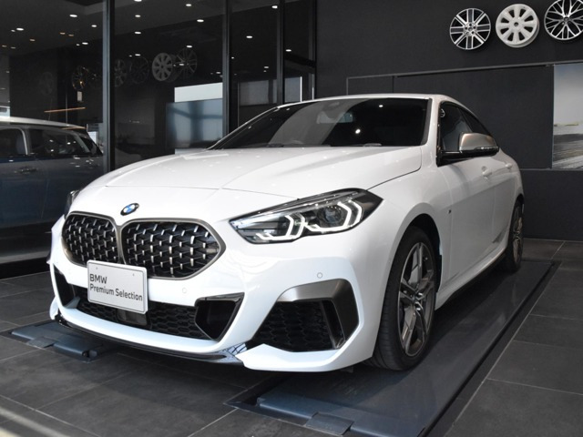 2シリーズクーペ M235i M235i xドライブ 4WD