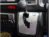 内外装クリーニングが実施されますので、気持ち良く新しいカーライフがスタートできます