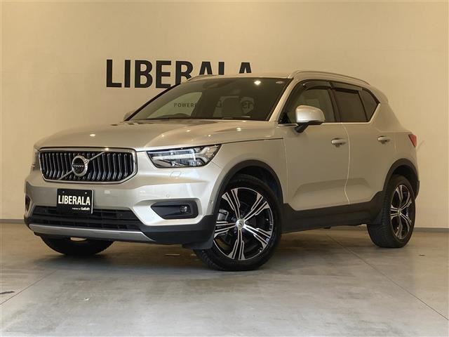 XC40 T4 AWD インスクリプション 4WD 4WD 本革シート