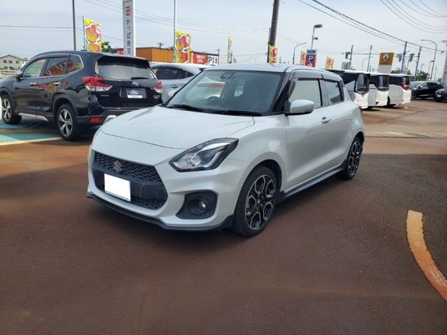 スイフト  スポーツ 1.4 セーフティパッケージ装着車