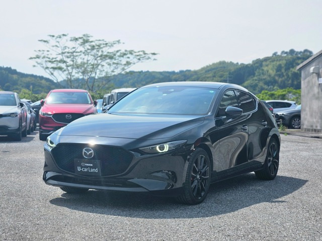 MAZDA3ファストバック  2.0 20S ブラックトーンエディション