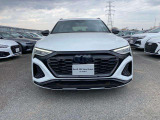 Q8 e-tron 55 クワトロ Sライン 4WD 