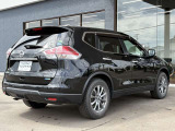 エクストレイル 2.0 20X エマージェンシーブレーキパッケージ 4WD 3列車 