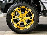 TOKYO AUTO SALON出展車/ナビ/TV/Bluetooth接続/前横後カメラ/モニタ-増設/Aftermarketグラブハンドル/Aftermarketフュ-エルドア/ヒッチメンバ-/ヒッチボ-ル/背面タイヤ/整備記録簿/新車時保証書/スペアキ-有/禁煙車