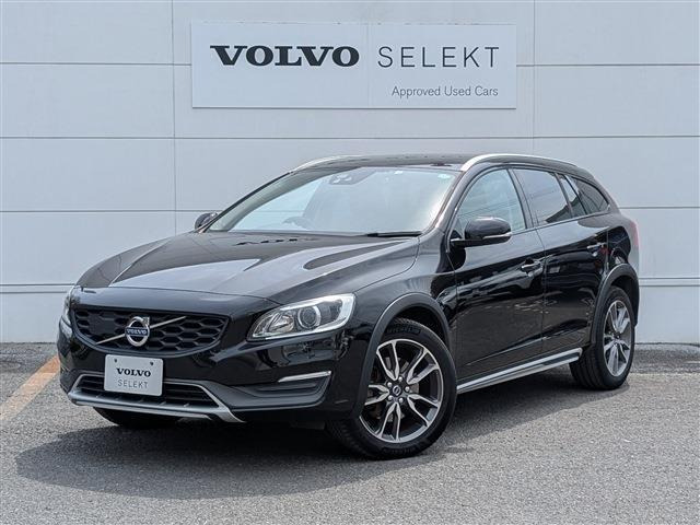 V60クロスカントリー D4 SE ディーゼル 