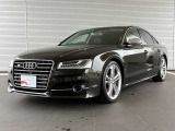 アウディ S8 4.0 4WD