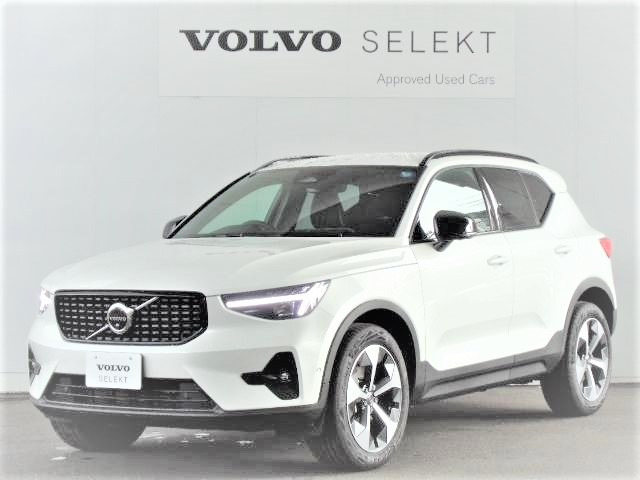 XC40 アルティメット B4 AWD ダークエディション 4WD 