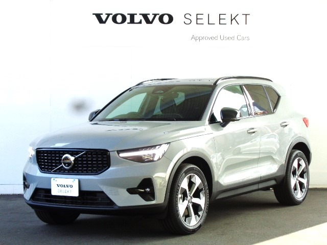 XC40 ウルトラ B4 AWD ダークエディション 4WD 