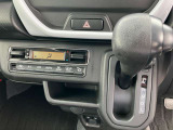 フルオートエアコンで車内の温度管理もバッチリ♪
