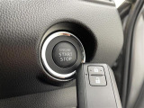 気になる車はすぐにお問い合わせください!画面右側の0066から始まる無料ダイヤルからお問い合わせ下さい!専門スタッフがお車のご質問にお答えいたします!
