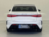 BYDが手がけるEVスポーツセダンで、高い走行性と安全性、快適性を備えています
