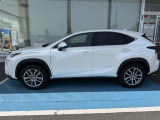 NX 200t バージョンL 4WD 