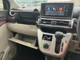 【グローブボックス】現在では車検証入れなどとして活用されることが多いですよ☆