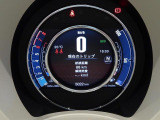 デジタルメータ採用してます