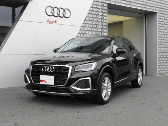 Q2 35 TFSI アドバンスド 