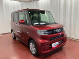 両側スライドドアなので、狭い駐車場や壁際でも安心!