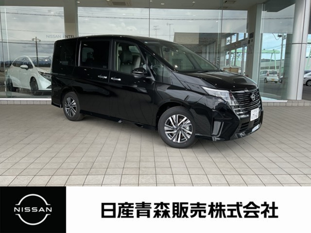 セレナ 1.4 e-4ORCE ハイウェイスターV 4WD 