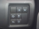 スマートアシスト付きで運転も安心☆