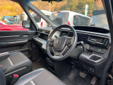 運転席廻り