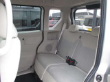 乗車人数や荷物の形状に合わせたシートアレンジができます。