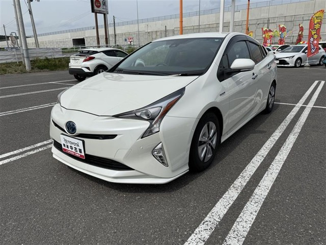プリウス 1.8 A E-Four 4WD 