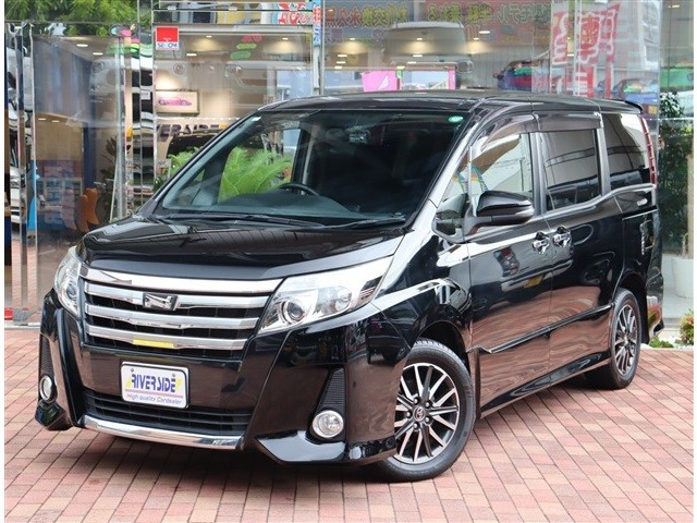 トヨタ ノア 2.0 Si