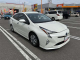 プリウス 1.8 A E-Four 4WD 