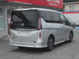 セレナ 2.0 ハイウェイスター V 