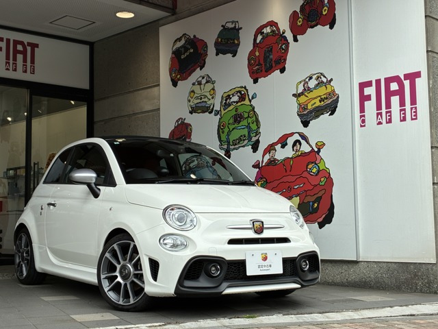 アバルト595C ツーリズモ 