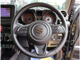 【車屋】として、長く車業界に従事した経験豊富なスタッフが多数在籍しております。