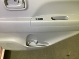 ドアスイッチもシンプルで、使いやすさを考え設計されています。