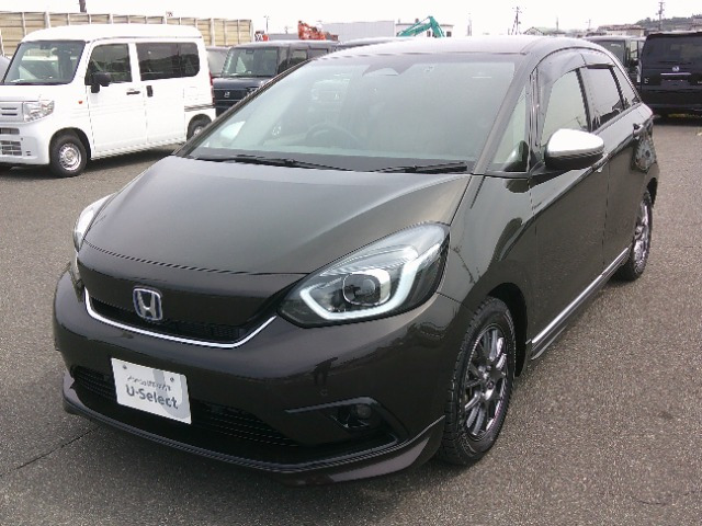 フィット  1.5 e:HEV リュクス