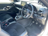 気になる車はすぐにお問い合わせください!画面右側の0066から始まる無料ダイヤルからお問い合わせ下さい!専門スタッフがお車のご質問にお答えいたします!