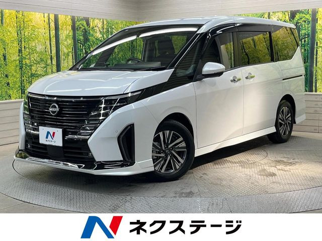 セレナ 1.4 e-POWER ハイウェイスター V 