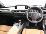 UX 250h バージョンC 4WD 