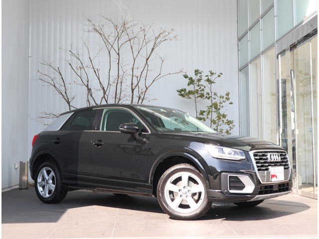 Q2 1.0 TFSI スポーツ 