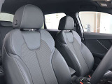 Q2 35 TFSI Sライン 