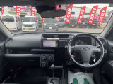 ナビやオーディオは純正部品だけではなくAftermarketメーカーの部品も取付が可能です。