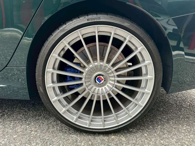 BMWアルピナ B3 リムジン アルラット 4WD 後期 1オーナー ハーマン