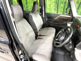 もちろん車内はキレイです♪よりクリーンな状態をキープしたいお客様には『ナノゾーンコート』がおすすめ!新型コロナウイルス対策や、除菌・消臭に効果を発揮し多くの方にご好評いただいております。