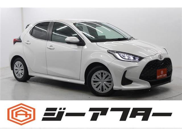 ヤリス 1.5 ハイブリッド Z 後期モデル純正8型オーディオ温熱シート