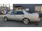 エクステリアに付きましても1998年登録の中古車輌ですから、経年劣化や使用感が見られますが、修復歴はございません。