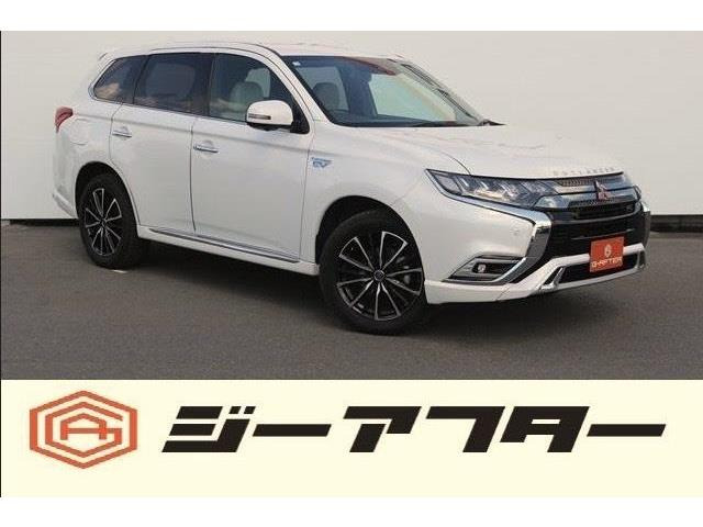 アウトランダー PHEV 2.4 G 4WD 後期型ナビTV360°カメラ革シート電動Rドア