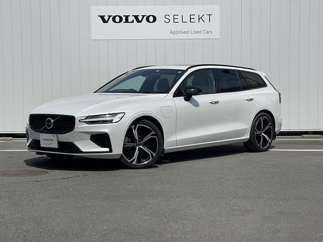 V60 リチャージ PHEV T6 AWD アルティメット 4WD 