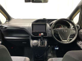 ヴォクシー 2.0 X Cパッケージ 4WD 